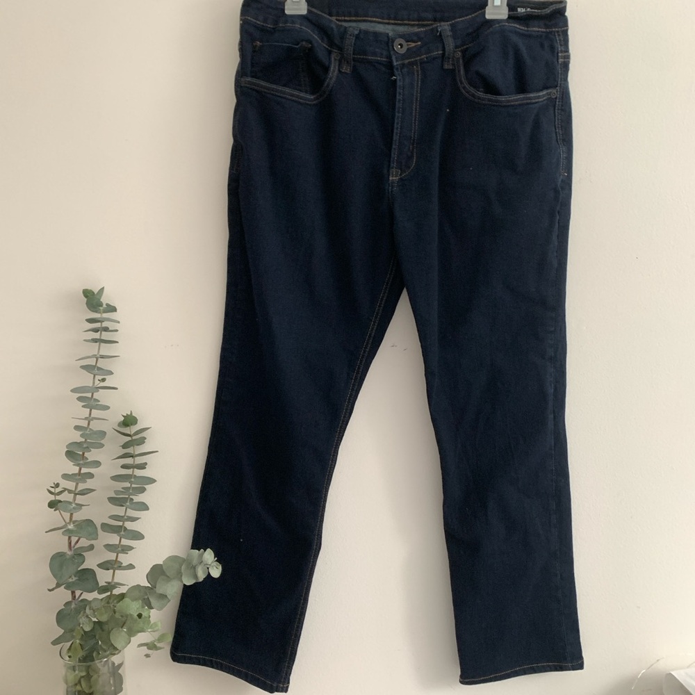 Universal Men's Deep Navy Straight Jeans